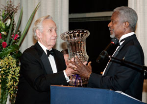 Secretary-General Presents Citizen of the World Award to Former Under-Secretary-General Brian Urquhart. Secretary-General Kofi Annan (right) hands the United Nations Correspondents Association (UNCA) Citizen of The World Award to Brian Urquhart, at the 10th Annual UNCA Awards, today at UN Headquarters. Brian Urquhart, is one of the original members of the United Nations, a former UN Under-Secretary-General, and pioneer of peacekeeping (02 December 2005).