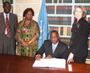 5 January 2007, Signing of the Optional Protocol to the Convention on the Safety of United Nations and Associated Personnel, United Nations Headquarters, New York: Mr. Cheick Sidi Diarra (Mali), signing the Protocol.