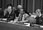 24 October 1994 - Meeting of the Sixth Committee, United Nations Headquarters, New York. Mr. George O. Lamptey (centre) (Ghana), Chairman, addressing the meeting. (Photo Credit: UN Photo/Milton Grant)