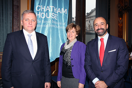 Mr. Serpa Soares (left) with Ms. Elizabeth Wilmshurst (centre), Distinguished Fellow, International Law, Chatham House; and Mr. Iain MacLeod (right), Legal Adviser, Foreign and Commonwealth Office.