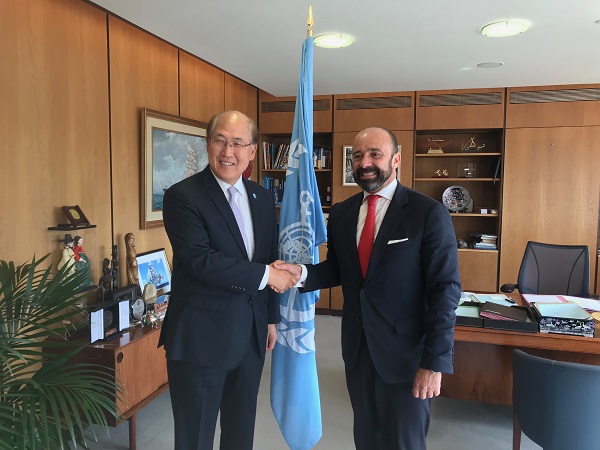 IMO Secretary-General Kitack Lim and the United Nations Legal Counsel, Mr. Serpa Soares